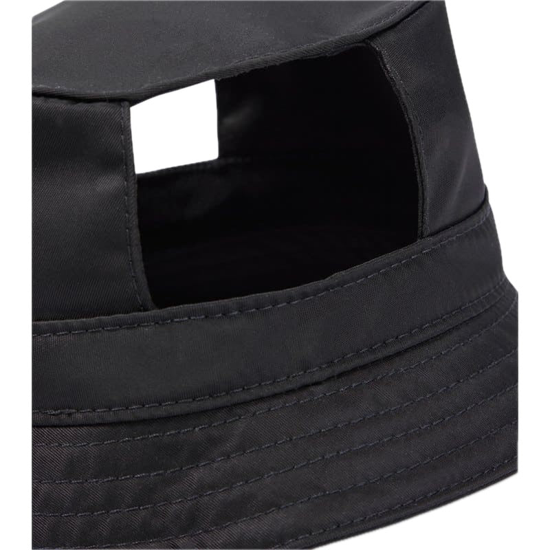 Chapéu tipo balde para cachorro Re-Nylon - Mercado de Luxo - O Maior E-Commerce de Bens, Produtos e Serviços de Luxo do Brasil.