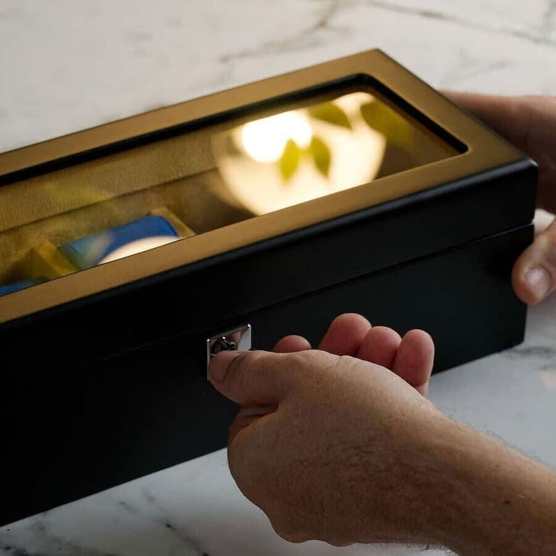 Caixas e Winders Raceday Monte Carlo 5 Pç Slot Collector - Mercado de Luxo - O Maior E-Commerce de Bens, Produtos e Serviços de Luxo do Brasil.