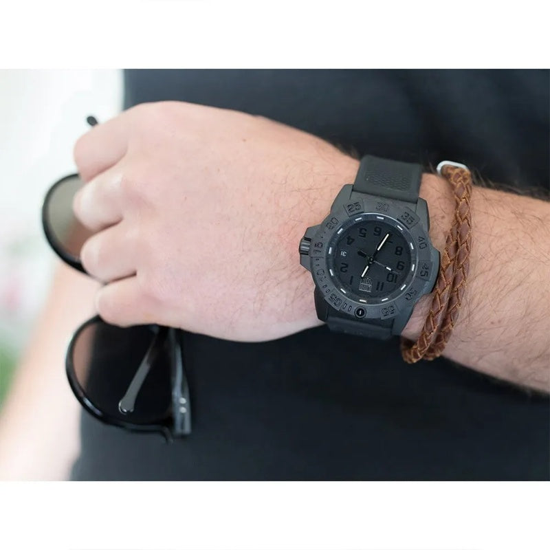Relógio Navy Seal 3501 45 mm - Mercado de Luxo - O Maior E-Commerce de Bens, Produtos e Serviços de Luxo do Brasil.