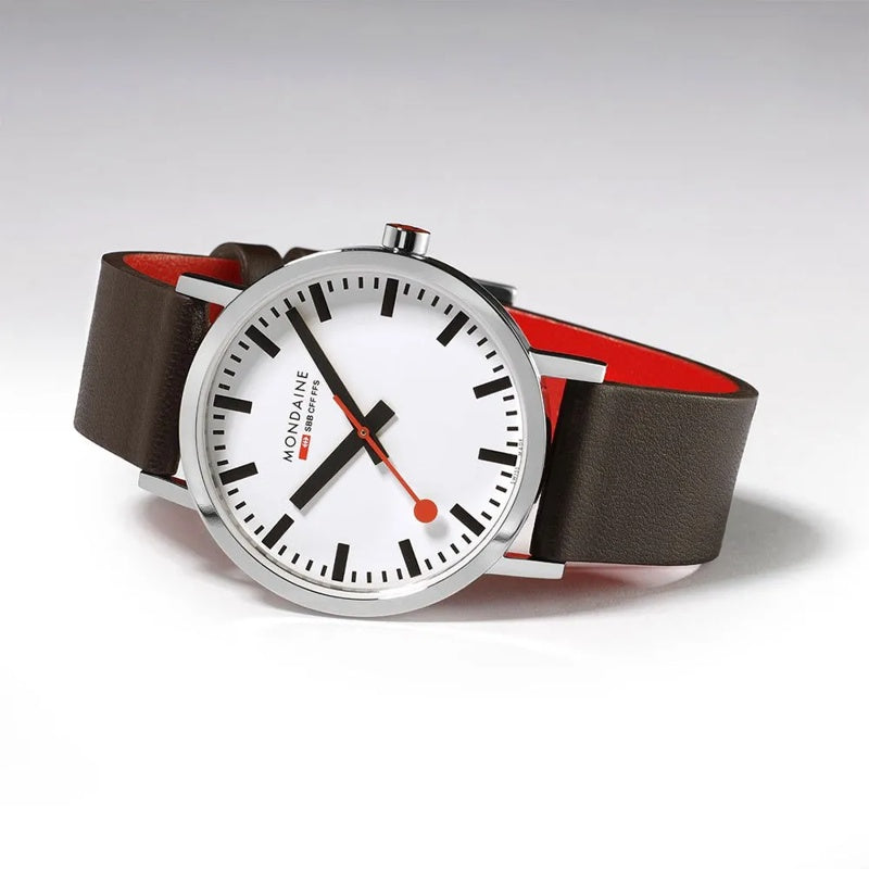 Relógio Classic 40 mm - Mercado de Luxo - O Maior E-Commerce de Bens, Produtos e Serviços de Luxo do Brasil.