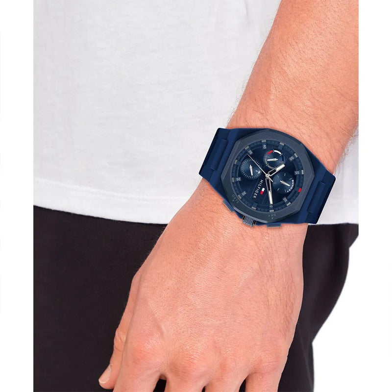 Relógio Neo 44 mm - Mercado de Luxo - O Maior E-Commerce de Bens, Produtos e Serviços de Luxo do Brasil.