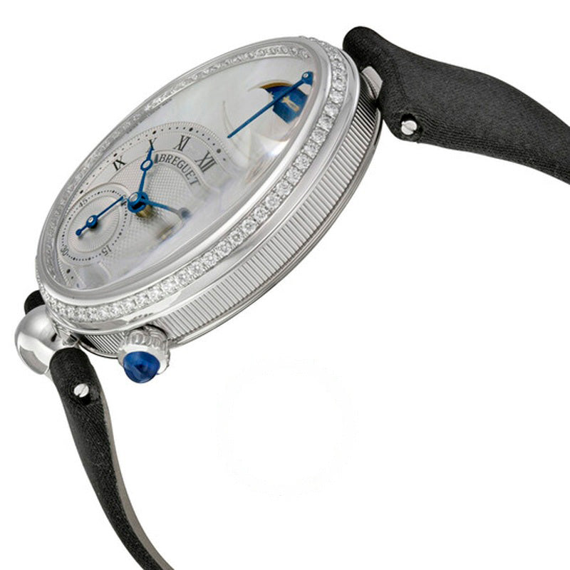 Relógio Reine De Naples Mostrador em madrepérola Ouro branco 18k Diamante Preto Acetinado 8 28 mm - Mercado de Luxo - O Maior E-Commerce de Bens, Produtos e Serviços de Luxo do Brasil.