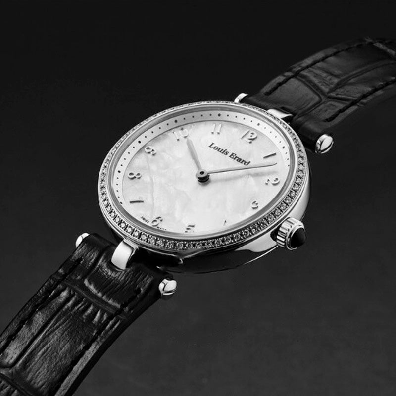 Relógio Mostrador branco de quartzo romântico 33 mm - Mercado de Luxo - O Maior E-Commerce de Bens, Produtos e Serviços de Luxo do Brasil.