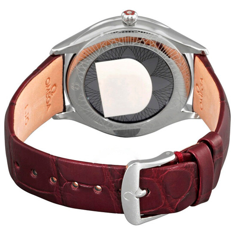 Relógio De Ville Quartzo Mostrador Vermelho 36 mm - Mercado de Luxo - O Maior E-Commerce de Bens, Produtos e Serviços de Luxo do Brasil.
