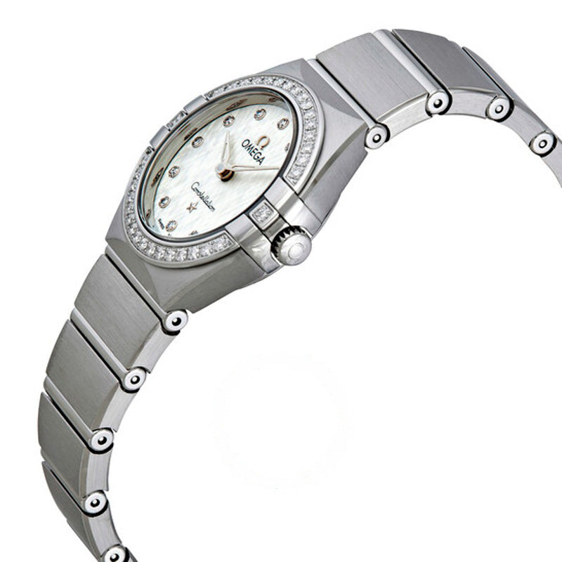 Relógio Constellation Manhattan Quartz Diamante Mostrador Prata 25 mm - Mercado de Luxo - O Maior E-Commerce de Bens, Produtos e Serviços de Luxo do Brasil.