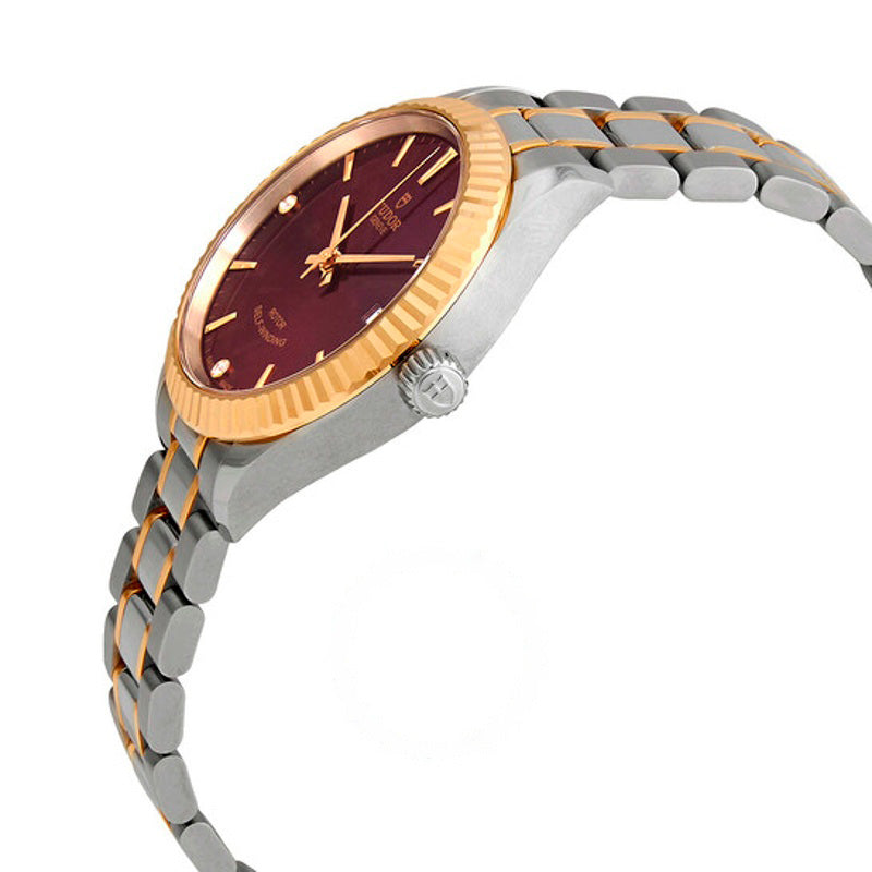 Relógio Estilo Automático Diamante Mostrador Borgonha 34 mm - Mercado de Luxo - O Maior E-Commerce de Bens, Produtos e Serviços de Luxo do Brasil.