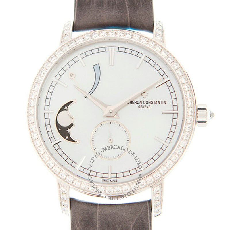 Relógio modelo pequeno Traditionnelle Moon Phase 36 mm - Mercado de Luxo - O Maior E-Commerce de Bens, Produtos e Serviços de Luxo do Brasil.