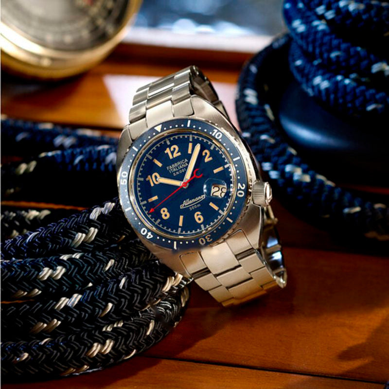 Relógio 1973 Shark Automático 42 mm - Mercado de Luxo - O Maior E-Commerce de Bens, Produtos e Serviços de Luxo do Brasil.