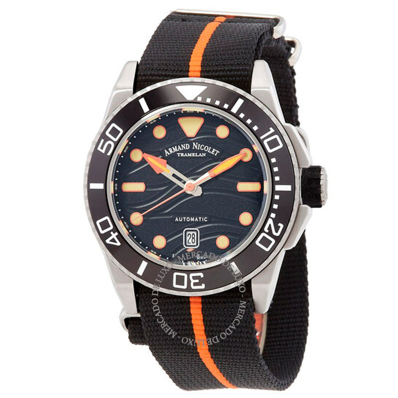 Relógio JSH Automático Mostrador Preto 44 mm - Mercado de Luxo - O Maior E-Commerce de Bens, Produtos e Serviços de Luxo do Brasil.