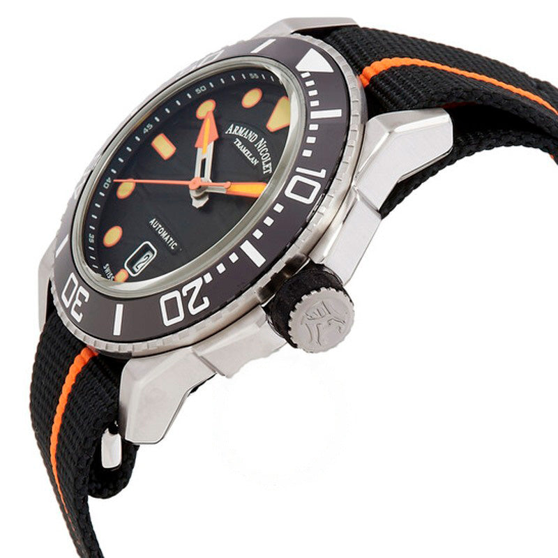 Relógio JSH Automático Mostrador Preto 44 mm - Mercado de Luxo - O Maior E-Commerce de Bens, Produtos e Serviços de Luxo do Brasil.