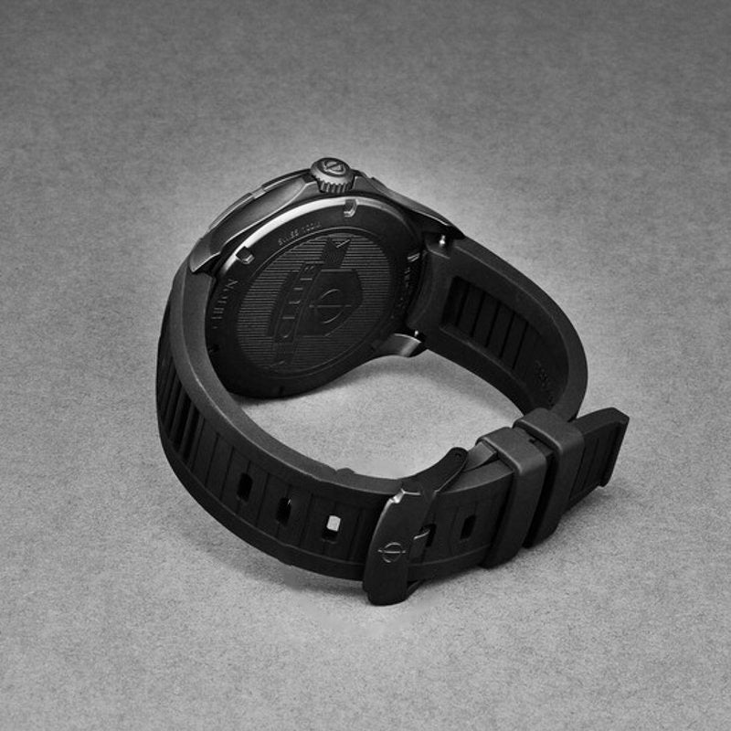 Relógio Clifton Automático Mostrador Preto 42 mm - Mercado de Luxo - O Maior E-Commerce de Bens, Produtos e Serviços de Luxo do Brasil.