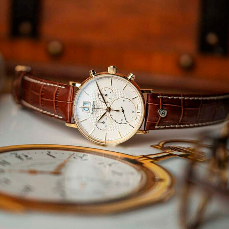 Relógio Cronógrafo Munchen Quartzo Mostrador Branco 43 mm - Mercado de Luxo - O Maior E-Commerce de Bens, Produtos e Serviços de Luxo do Brasil.