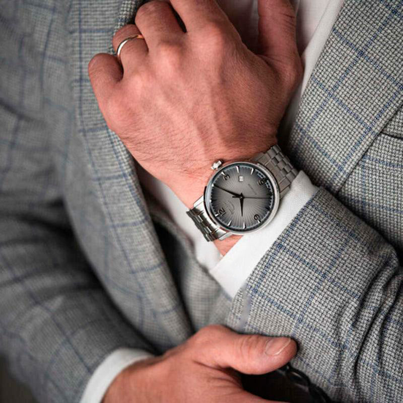 Relógio Stuttgart Automático Mostrador Cinza 42 mm - Mercado de Luxo - O Maior E-Commerce de Bens, Produtos e Serviços de Luxo do Brasil.