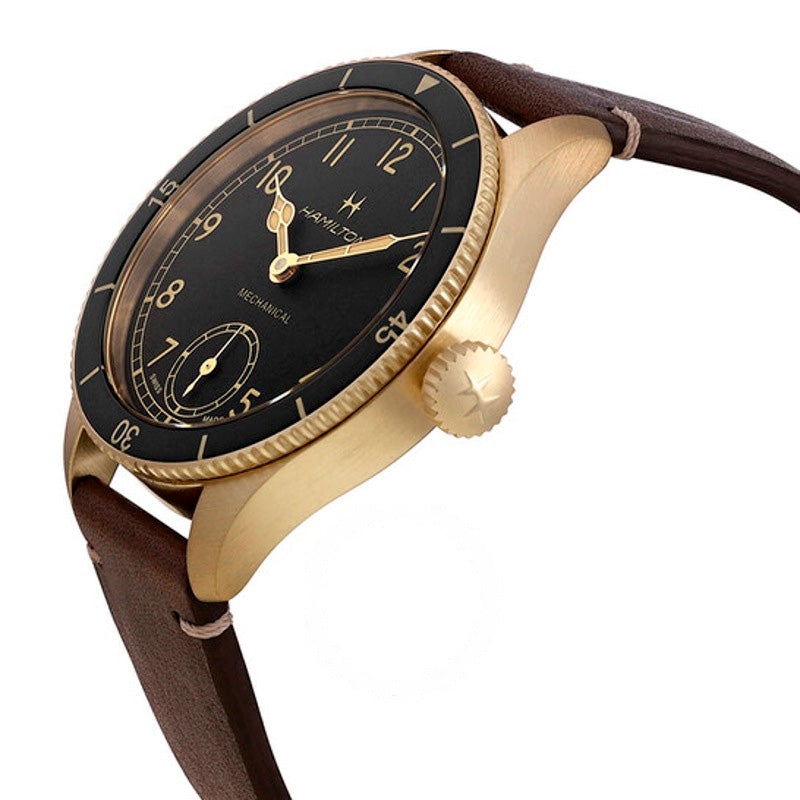 Relógio Khaki Aviation Pioneer Corda Manual Mostrador Preto 43 mm - Mercado de Luxo - O Maior E-Commerce de Bens, Produtos e Serviços de Luxo do Brasil.