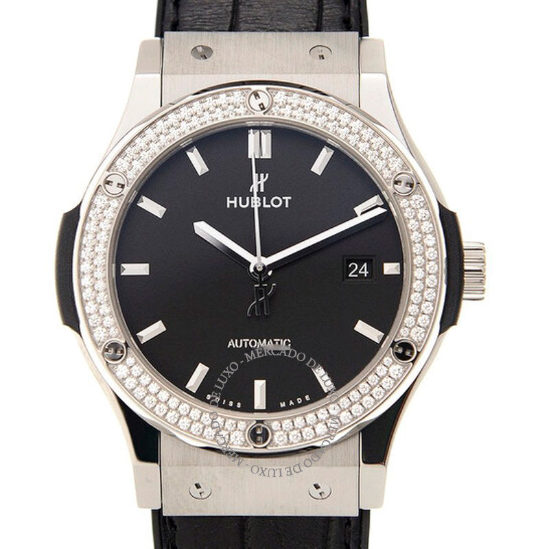 Relógio Mostrador preto fosco Classic Fusion 42 mm - Mercado de Luxo - O Maior E-Commerce de Bens, Produtos e Serviços de Luxo do Brasil.
