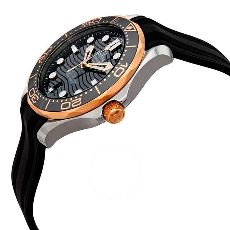 Relógio Seamaster Cronômetro Automático Mostrador Preto 42 mm - Mercado de Luxo - O Maior E-Commerce de Bens, Produtos e Serviços de Luxo do Brasil.