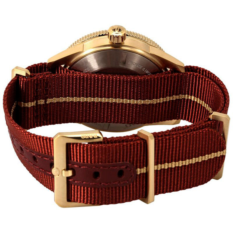 Relógio Capitão Cook Mostrador Vermelho Automático 42 mm - Mercado de Luxo - O Maior E-Commerce de Bens, Produtos e Serviços de Luxo do Brasil.
