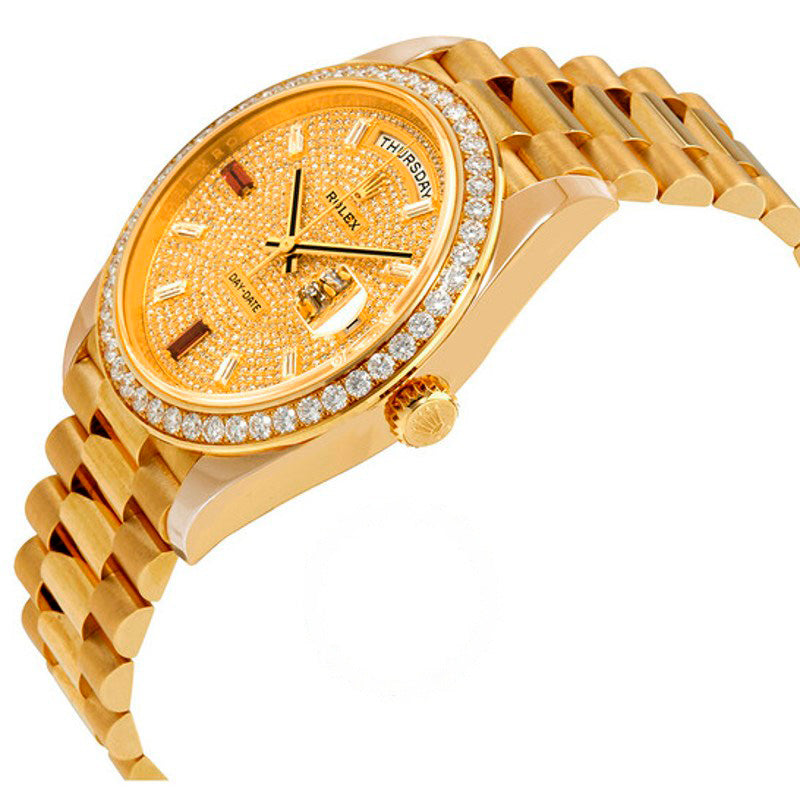 Relógio Day-Date 40 Automático Ouro Diamante Pave Dial 40 mm - Mercado de Luxo - O Maior E-Commerce de Bens, Produtos e Serviços de Luxo do Brasil.