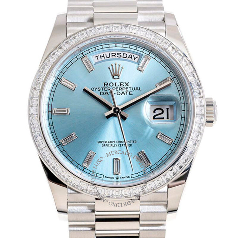 Relógio Day-Date 36 Mostrador de Diamante Azul Gelo 36 mm - Mercado de Luxo - O Maior E-Commerce de Bens, Produtos e Serviços de Luxo do Brasil.