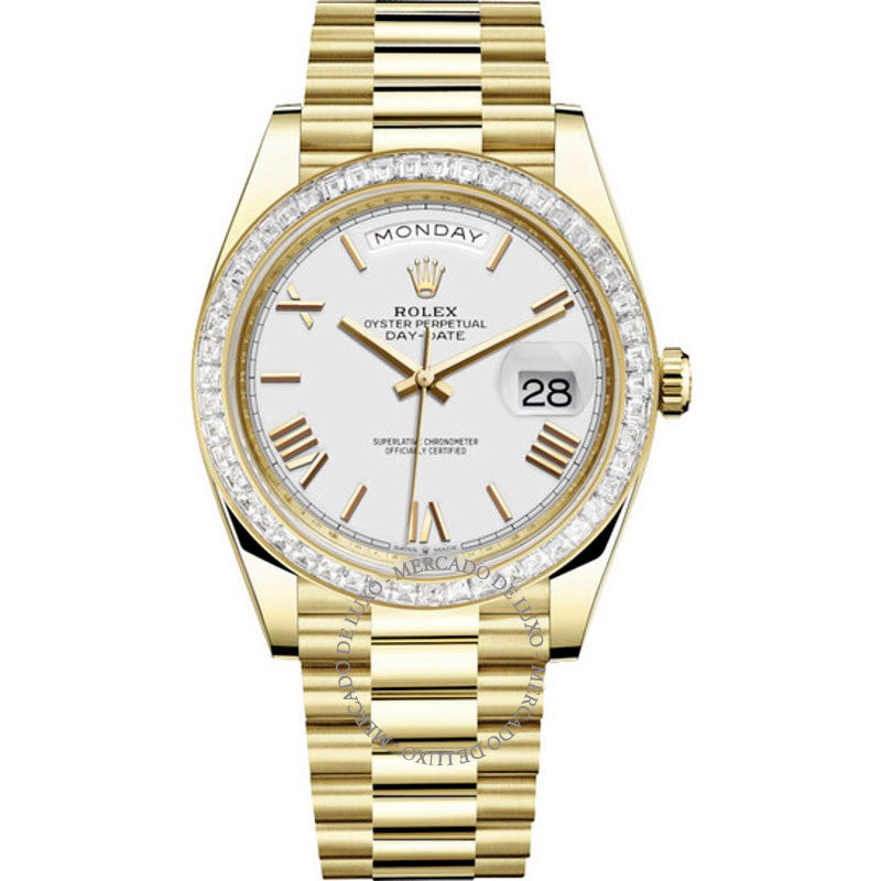 Relógio Dia Data 40 Mostrador Branco Automático 40 mm - Mercado de Luxo - O Maior E-Commerce de Bens, Produtos e Serviços de Luxo do Brasil.