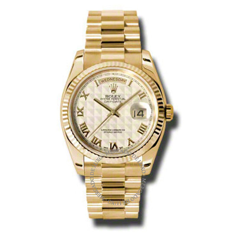 Relógio Mostrador piramidal em marfim Day-Date 36 mm - Mercado de Luxo - O Maior E-Commerce de Bens, Produtos e Serviços de Luxo do Brasil.