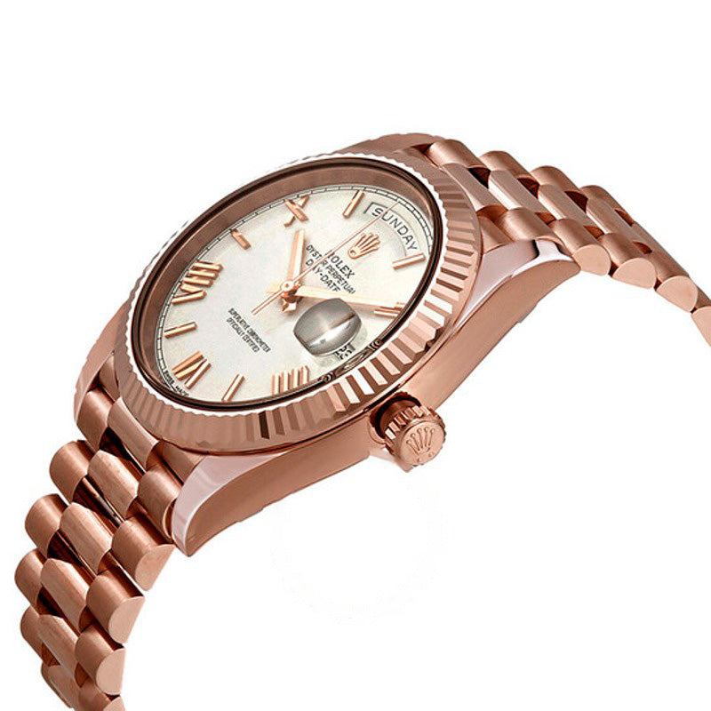 Relógio Dia-Data Mostrador Branco 40 mm - Mercado de Luxo - O Maior E-Commerce de Bens, Produtos e Serviços de Luxo do Brasil.
