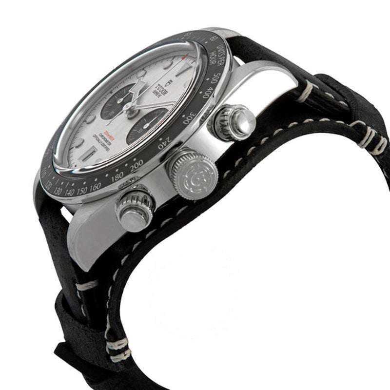 Relógio Black Bay Chrono Cronógrafo Mostrador Branco 41 mm - Mercado de Luxo - O Maior E-Commerce de Bens, Produtos e Serviços de Luxo do Brasil.
