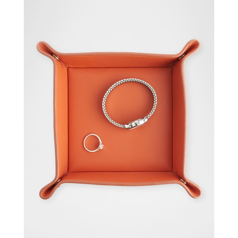 Caixas e Winders Monogrammed Leather Catchall Valet Tray - Mercado de Luxo - O Maior E-Commerce de Bens, Produtos e Serviços de Luxo do Brasil.