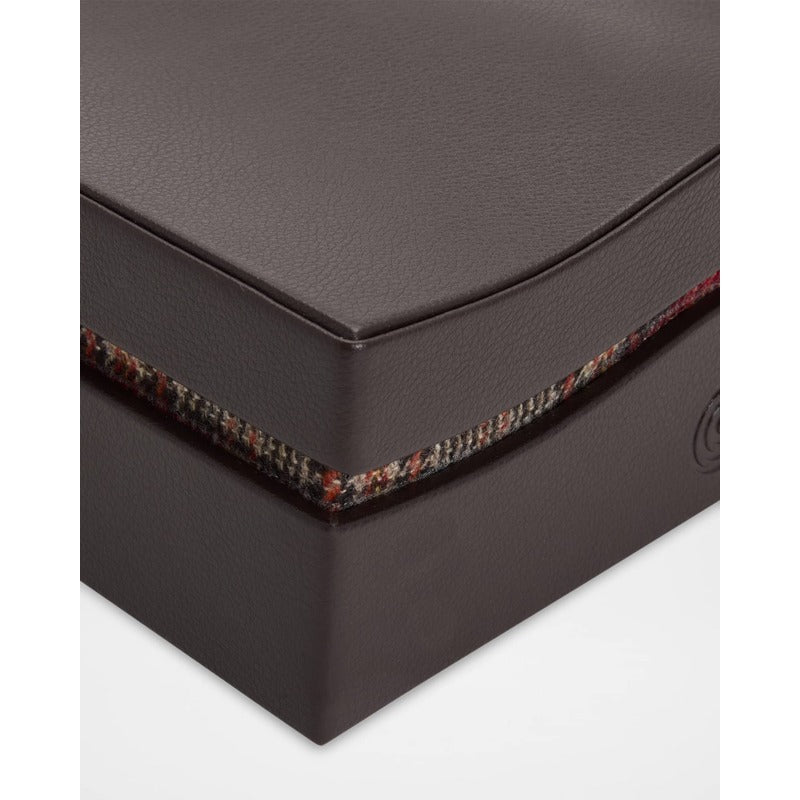 Caixas e Winders Collab com WM Accessory Box - Mercado de Luxo - O Maior E-Commerce de Bens, Produtos e Serviços de Luxo do Brasil.