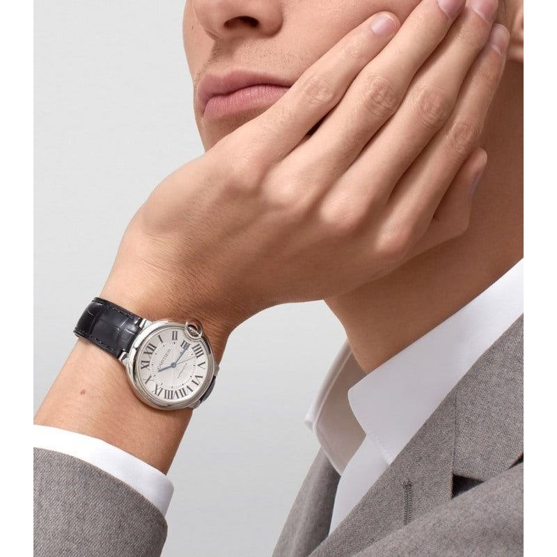 Relógio Ballon Bleu de Cartier em Aço Inoxidável 36 mm - Mercado de Luxo - O Maior E-Commerce de Bens, Produtos e Serviços de Luxo do Brasil.