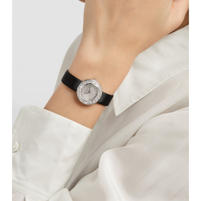 Relógio Spiral em Ouro Branco e Diamantes 23 mm - Mercado de Luxo - O Maior E-Commerce de Bens, Produtos e Serviços de Luxo do Brasil.