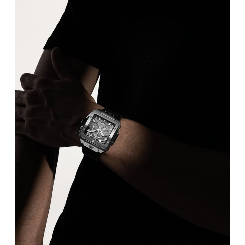 Relógio Square Bang Único em Titânio 42 mm - Mercado de Luxo - O Maior E-Commerce de Bens, Produtos e Serviços de Luxo do Brasil.