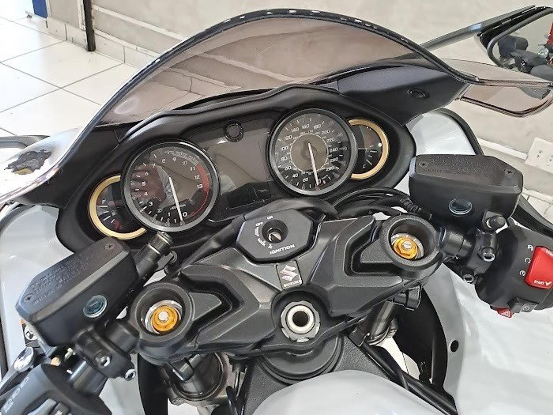 SUZUKI - Hayabusa