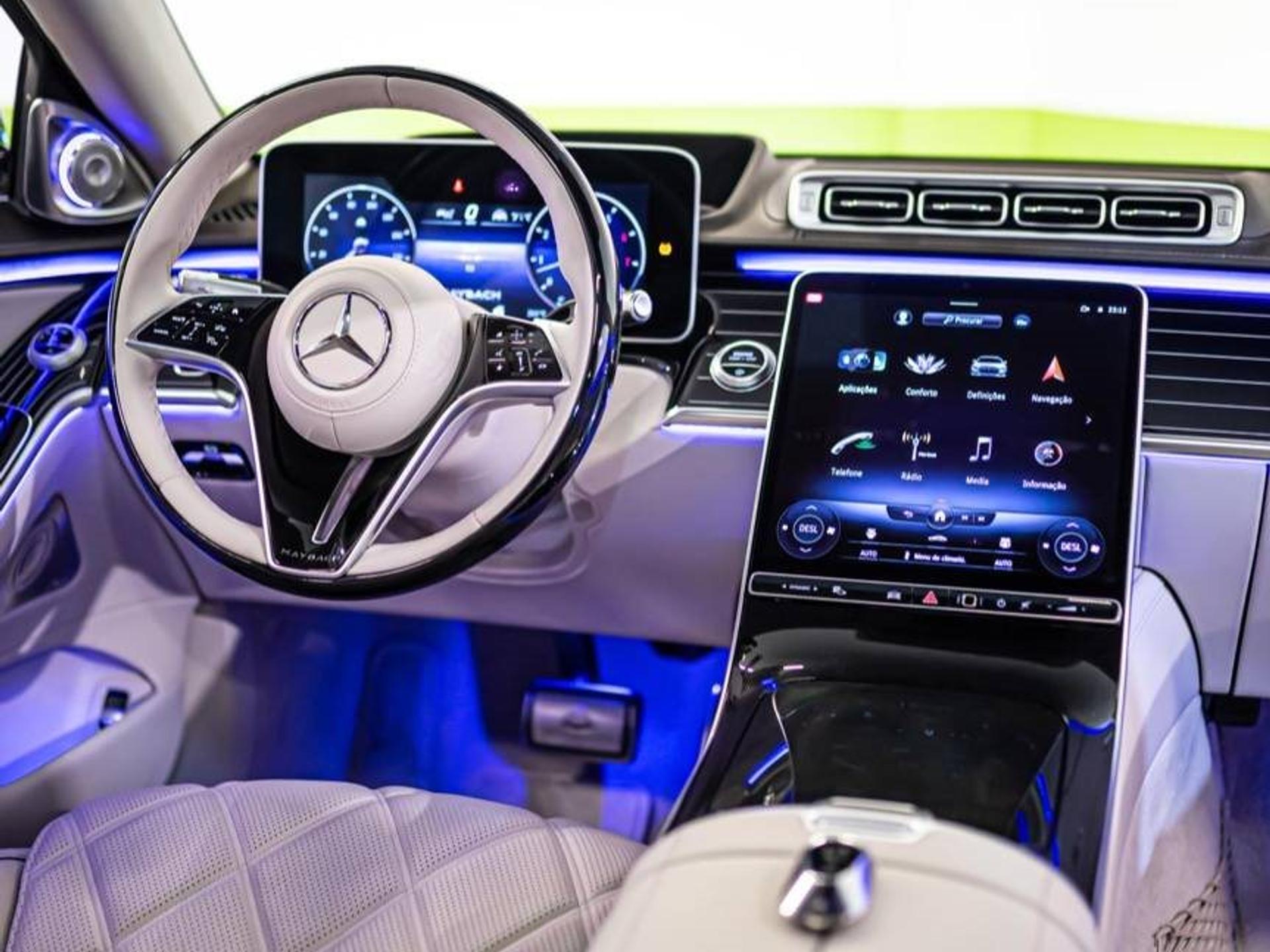 MERCEDES-BENZ - S-Class