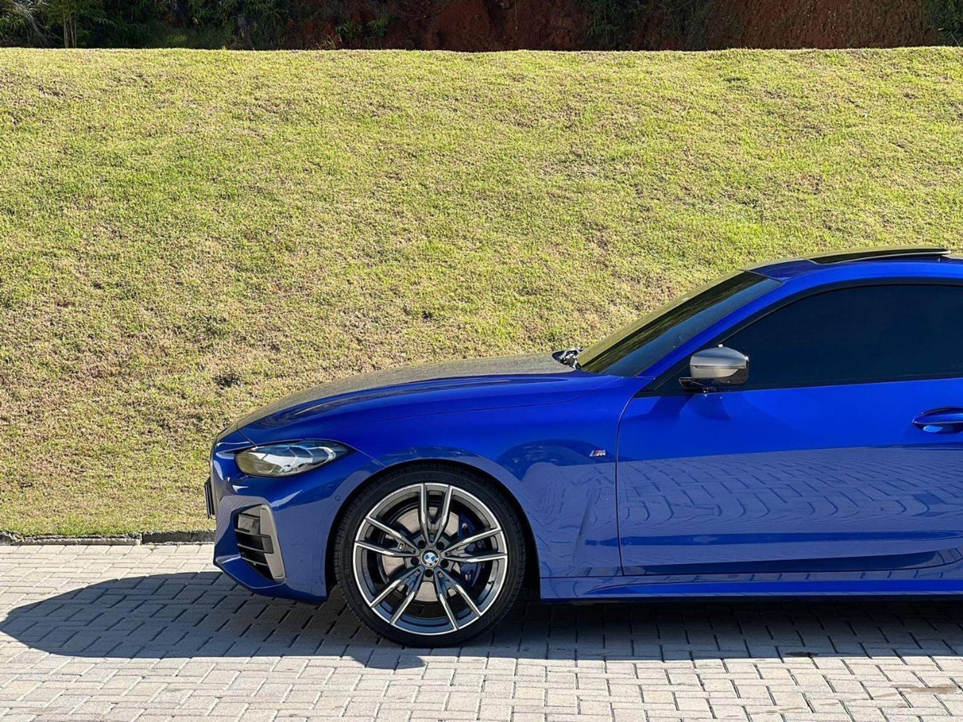 BMW - M440i