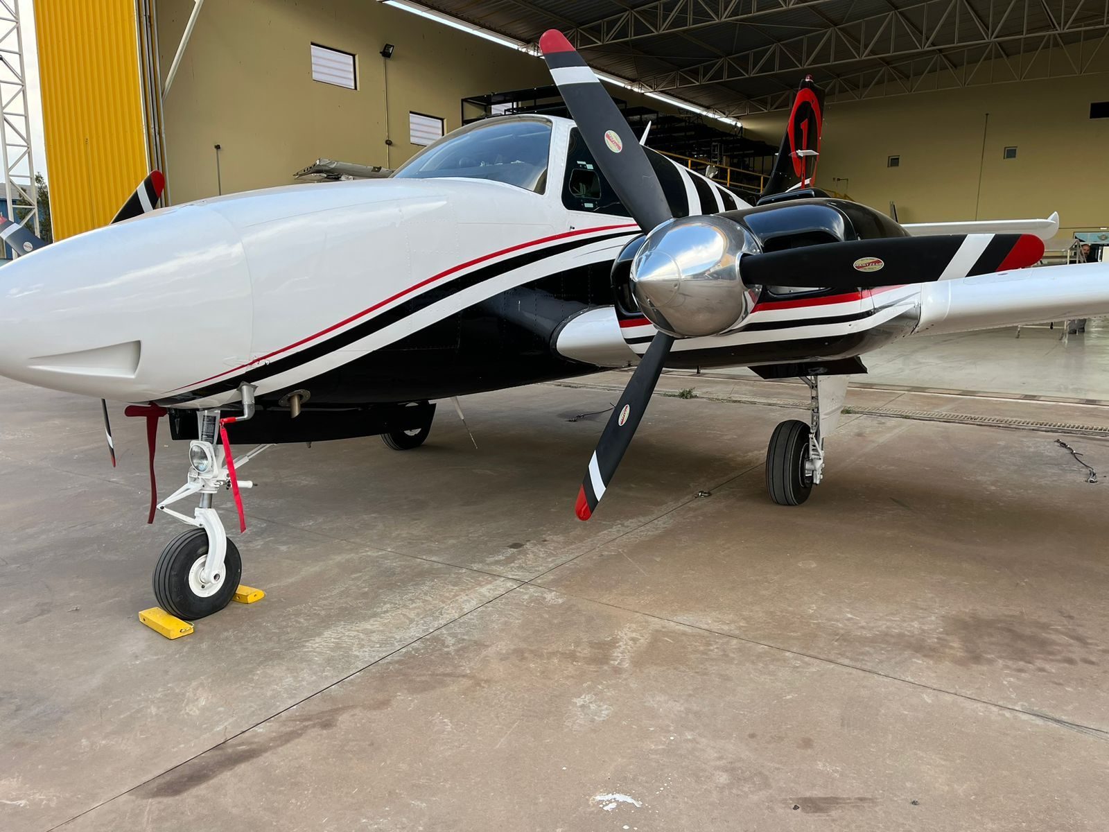 Beechcraft - Baron 58