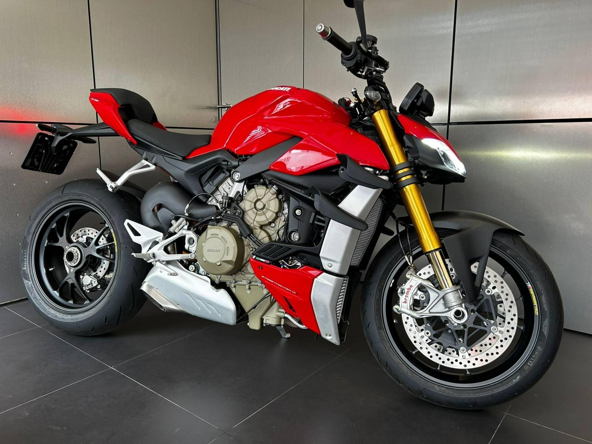 DUCATI - Streetfighter