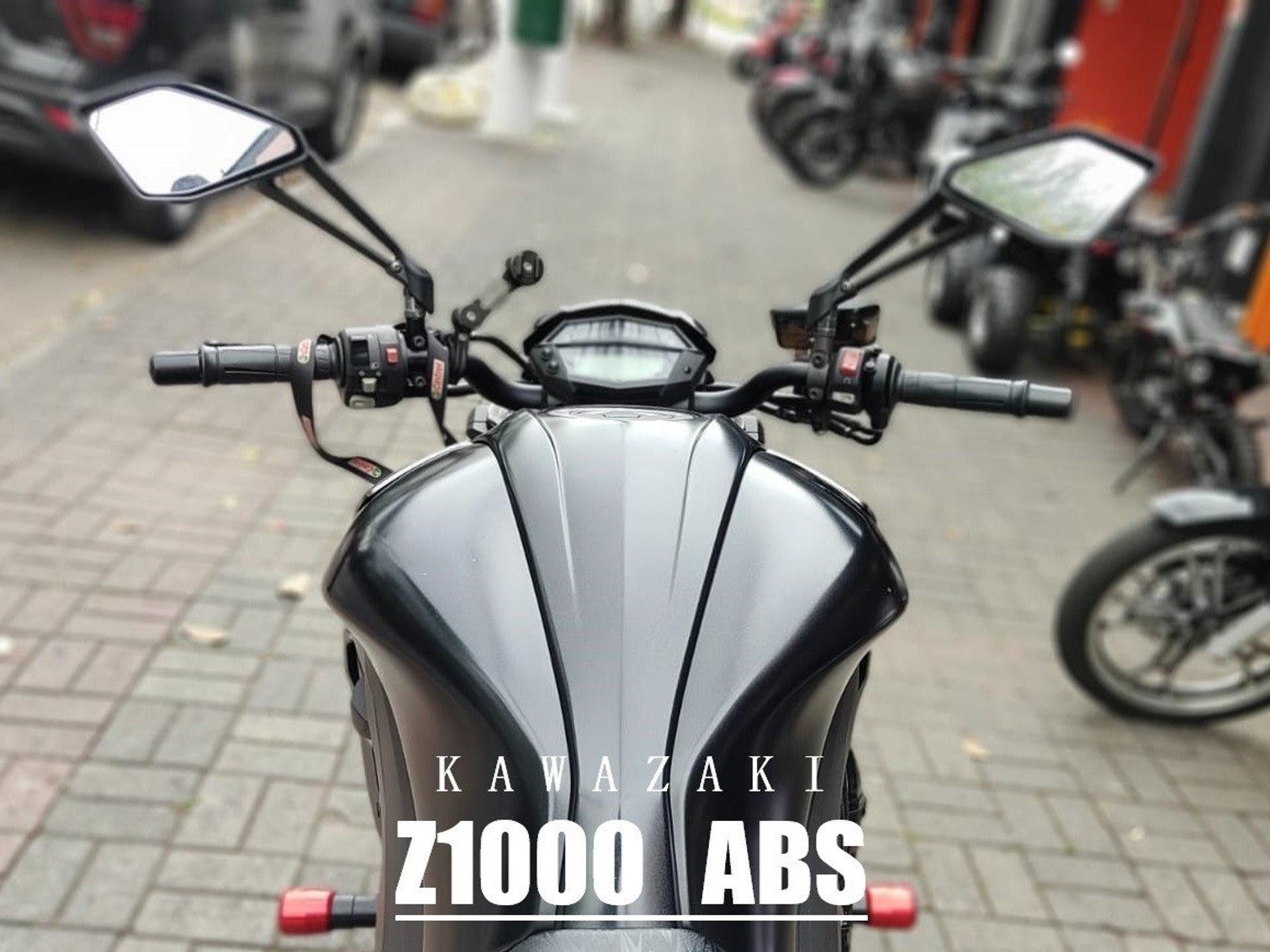 KAWASAKI - Z1000