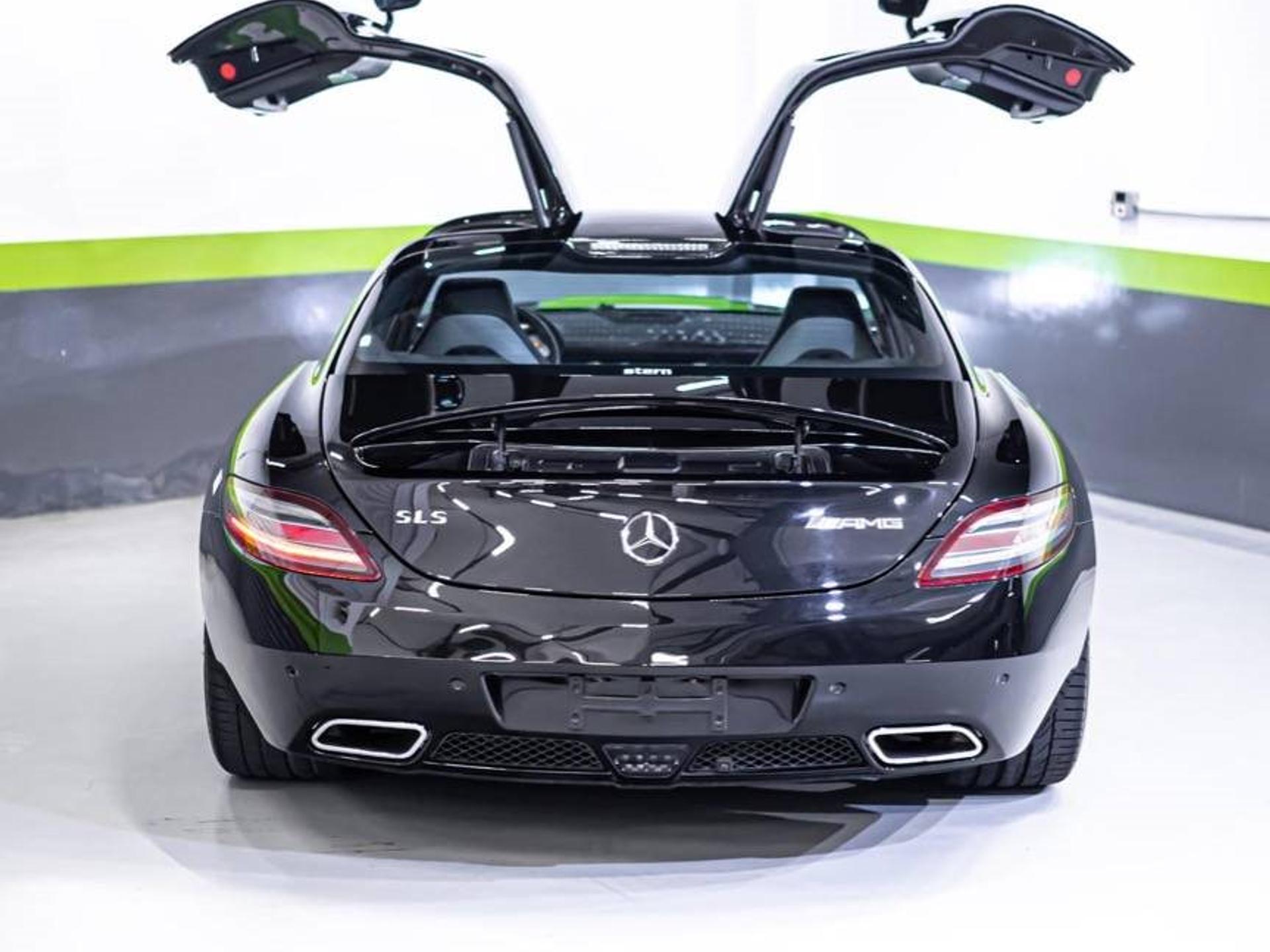 MERCEDES-BENZ - SLS-Class