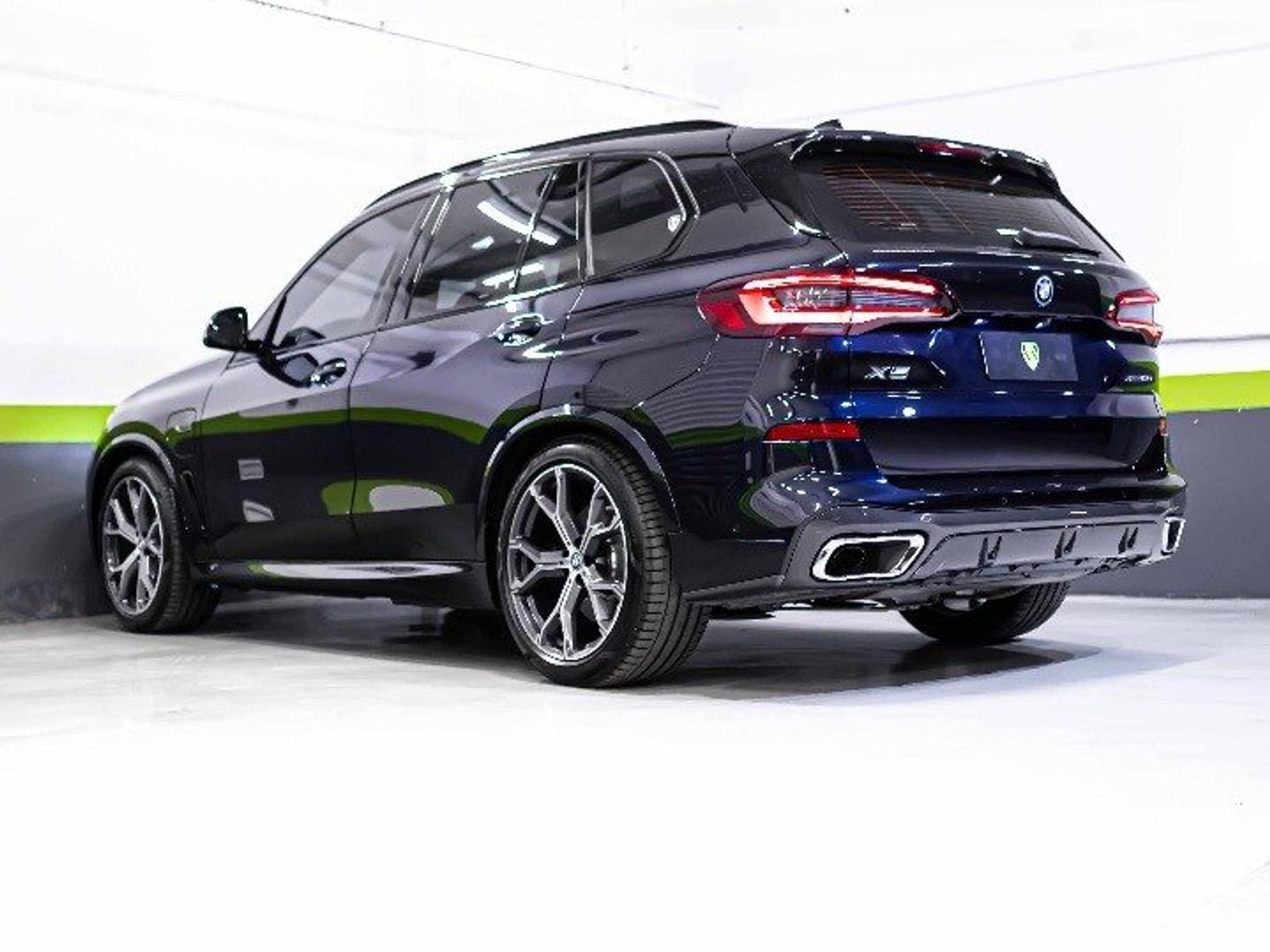 BMW - X5