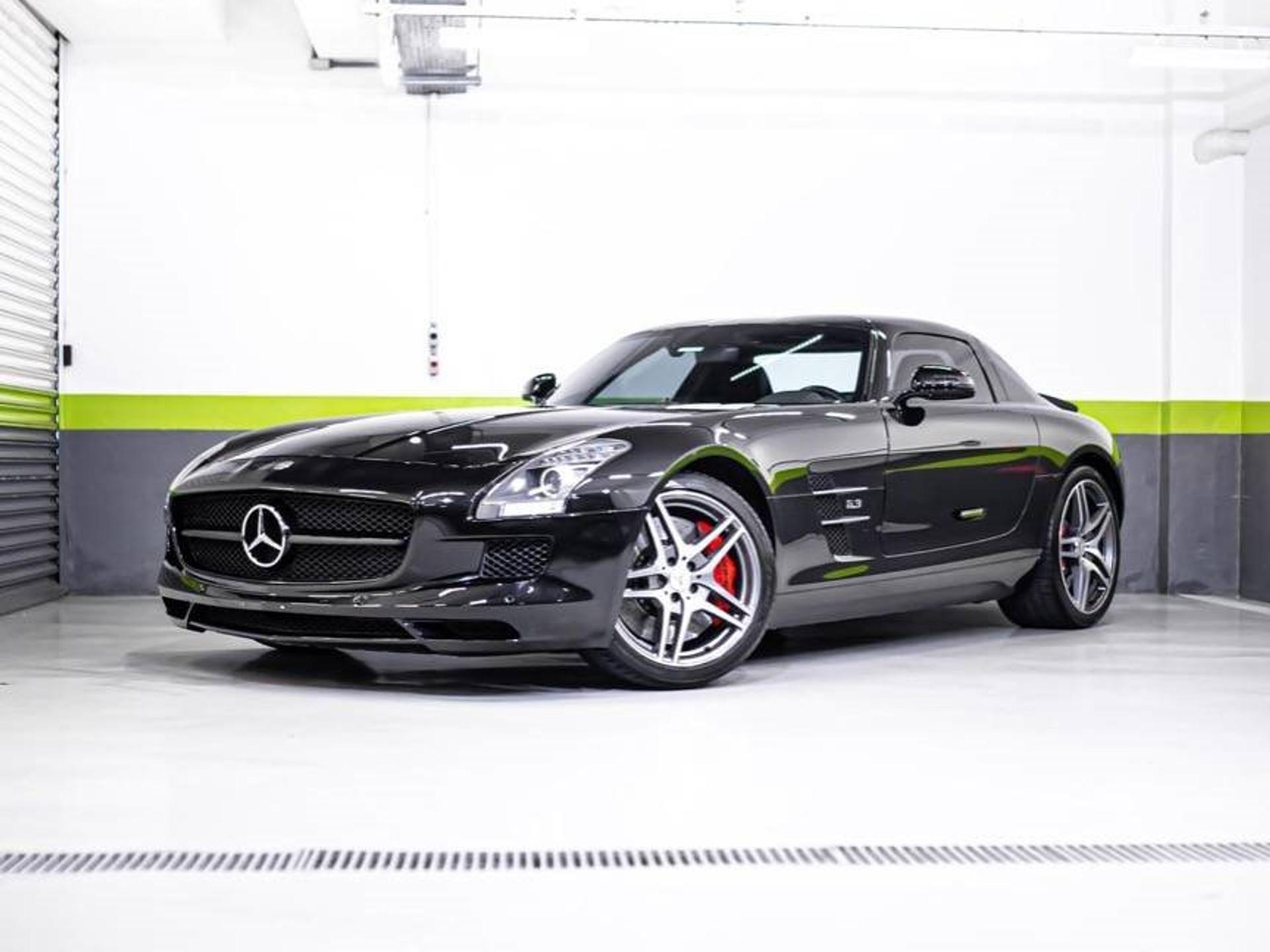 MERCEDES-BENZ - SLS-Class