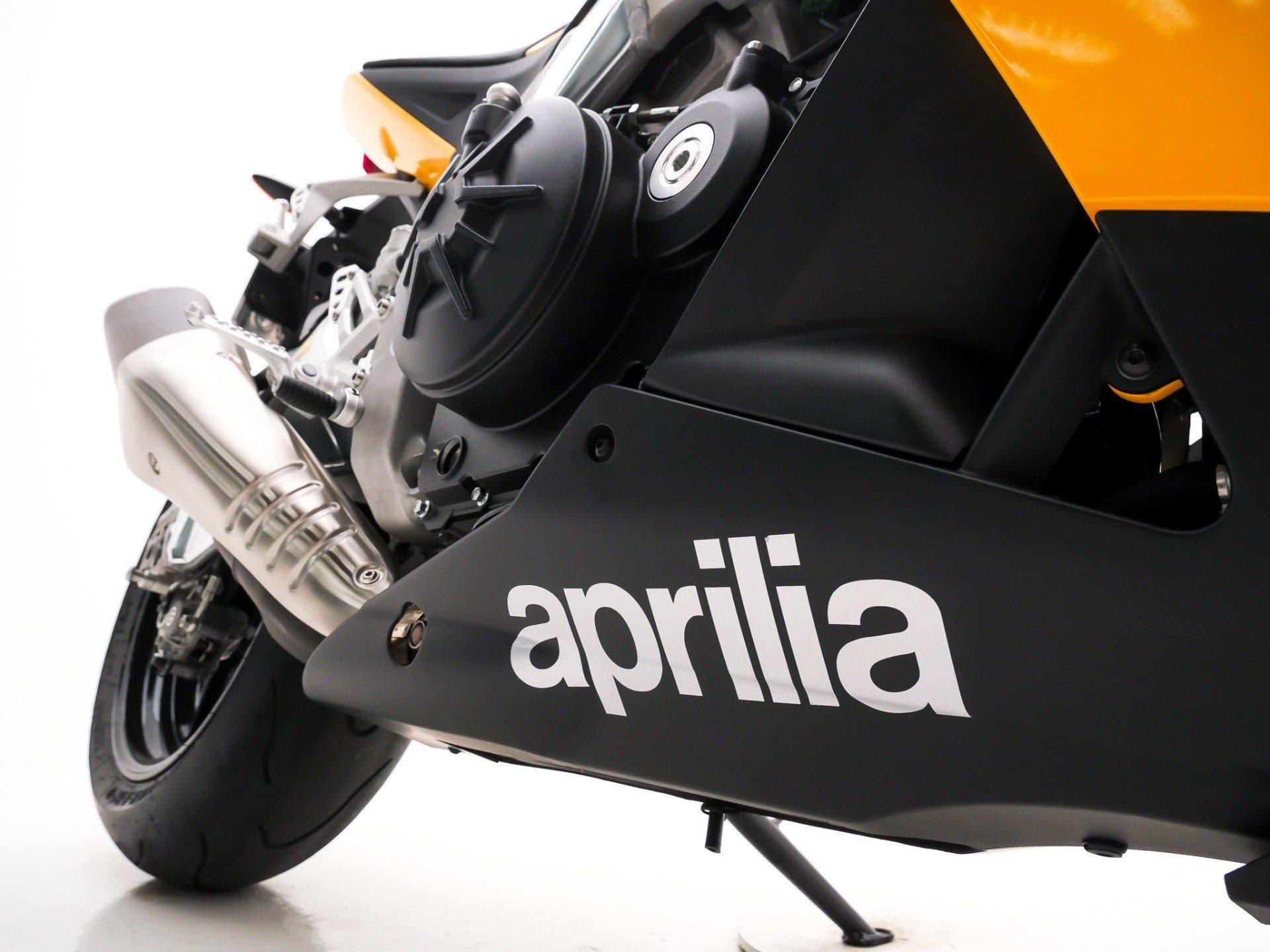 APRILIA - RSV4 R