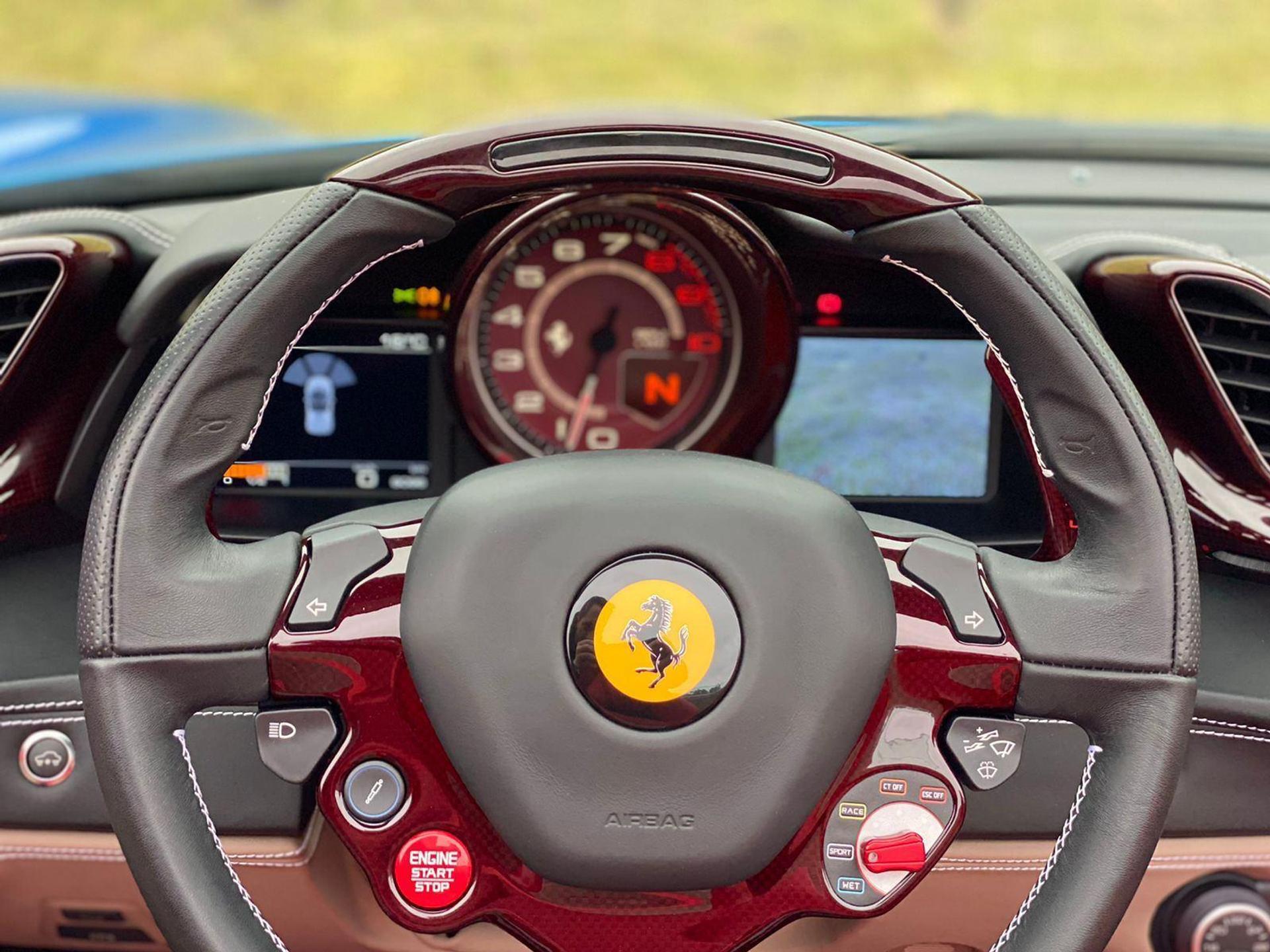 FERRARI - 488 Spider