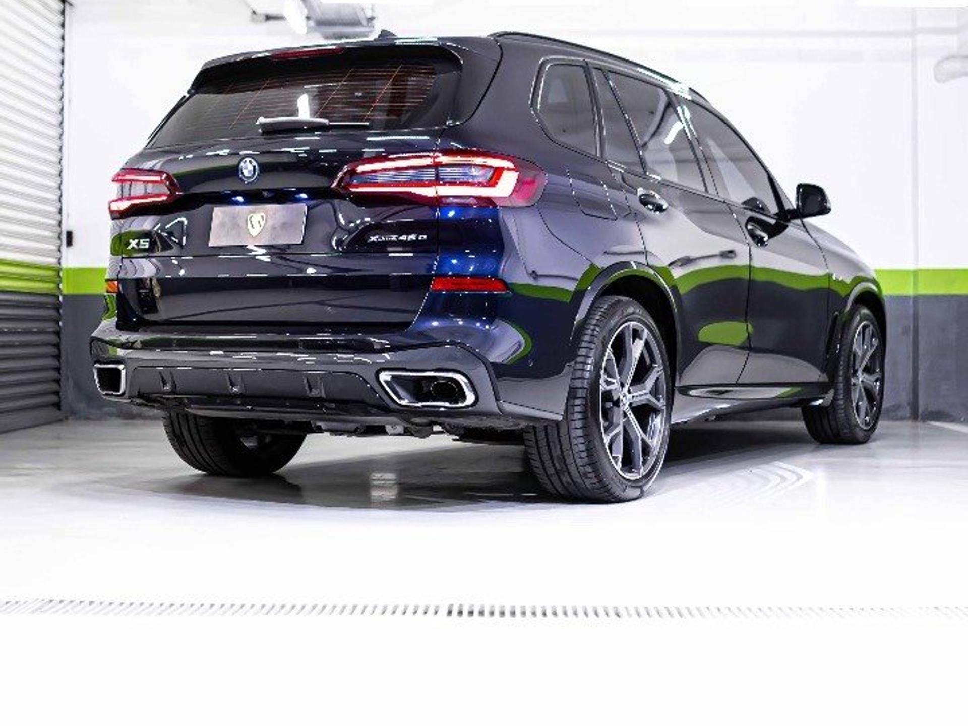 BMW - X5