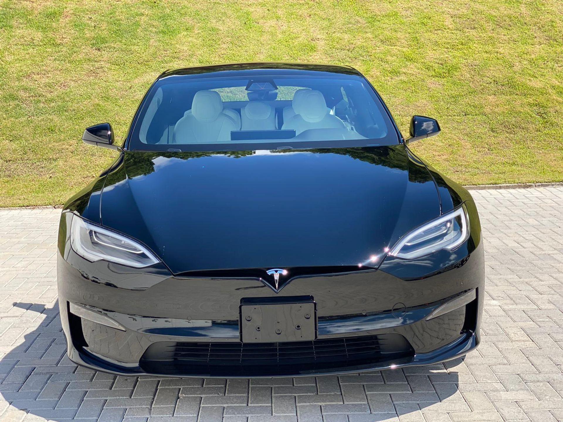 TESLA - Model S