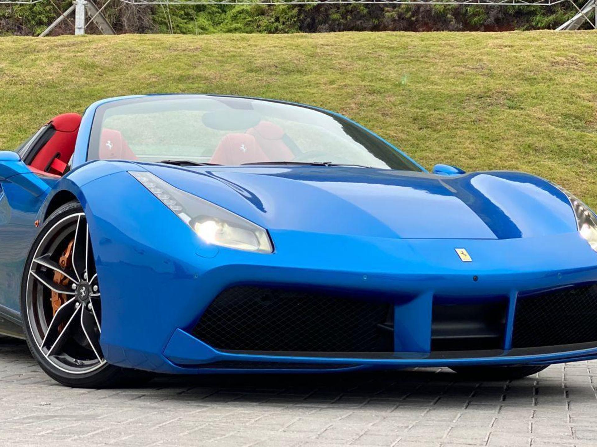 FERRARI - 488 Spider